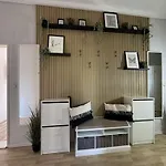 With 1 Bedroom * Tossens