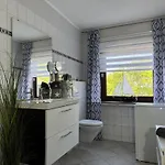 With 1 Bedroom Apartman