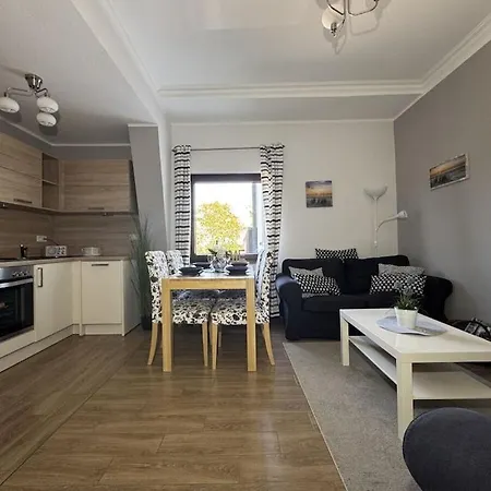 Appartamento With 1 Bedroom *