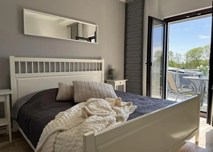 With 1 Bedroom 公寓